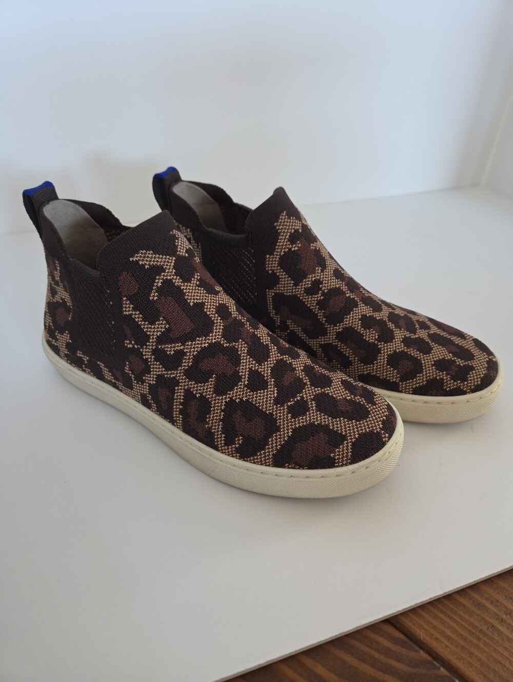 Rothy’s The Chelsea Ankle Boot 7 Wildcat Leopard Print 010-003